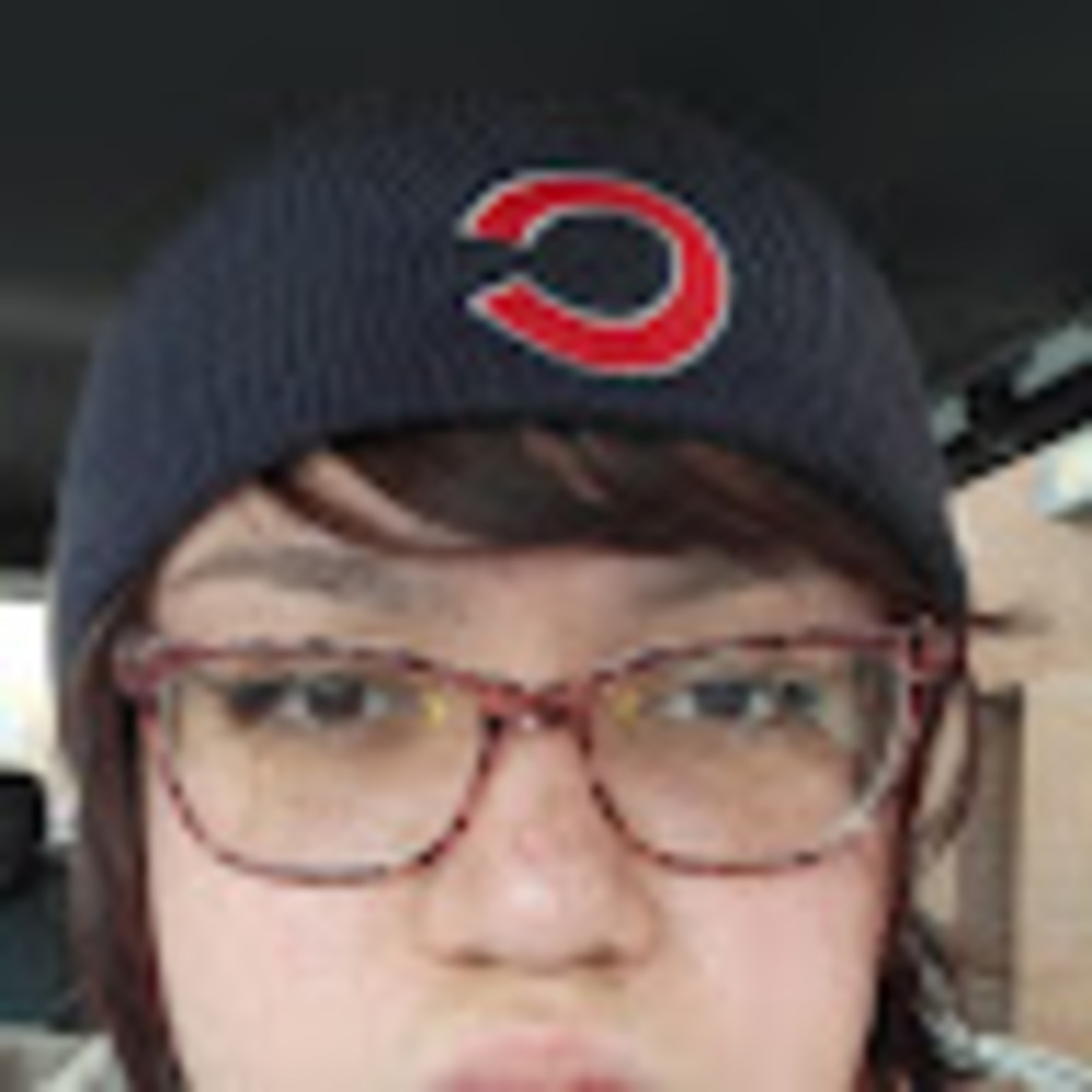 Meet your Posher, Yesenia